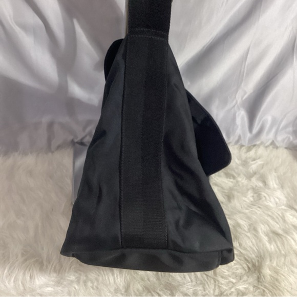 GUCCI Black Nylon Unisex Silver Metal Buckle Shoulder Messenger Bag 122375 - Picture 7 of 14